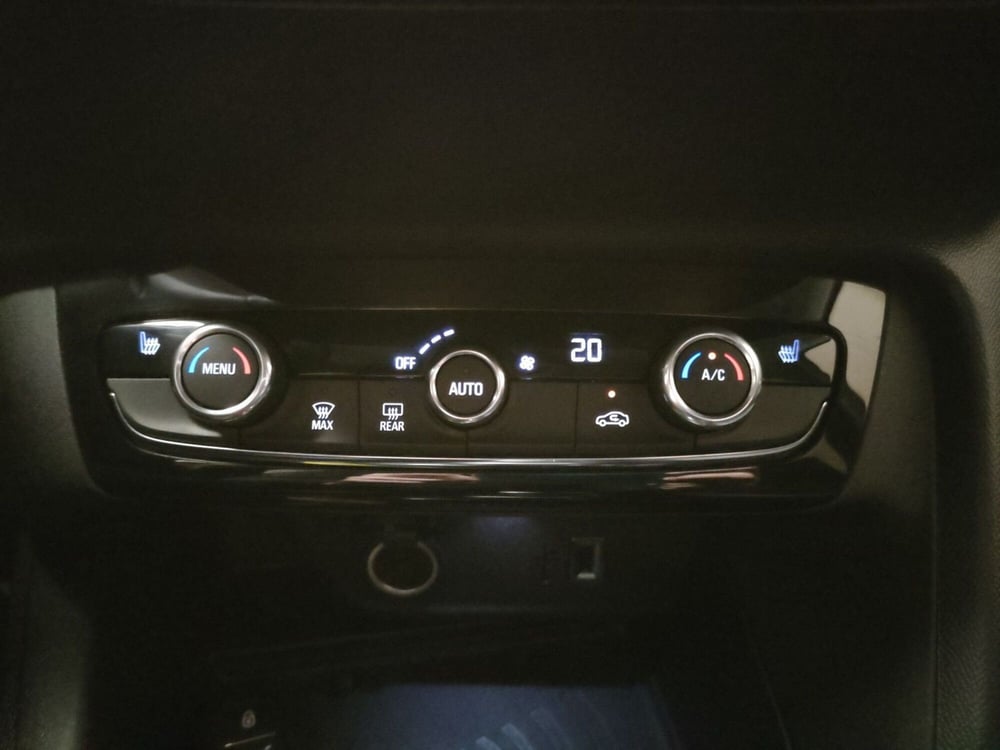 Opel Corsa-e usata a Teramo (20)