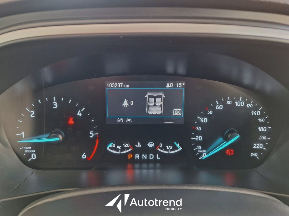 Ford Focus Station Wagon usata a Bari (12)