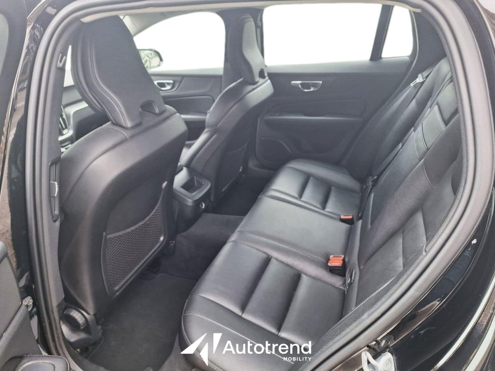 Volvo V60 usata a Bari (12)