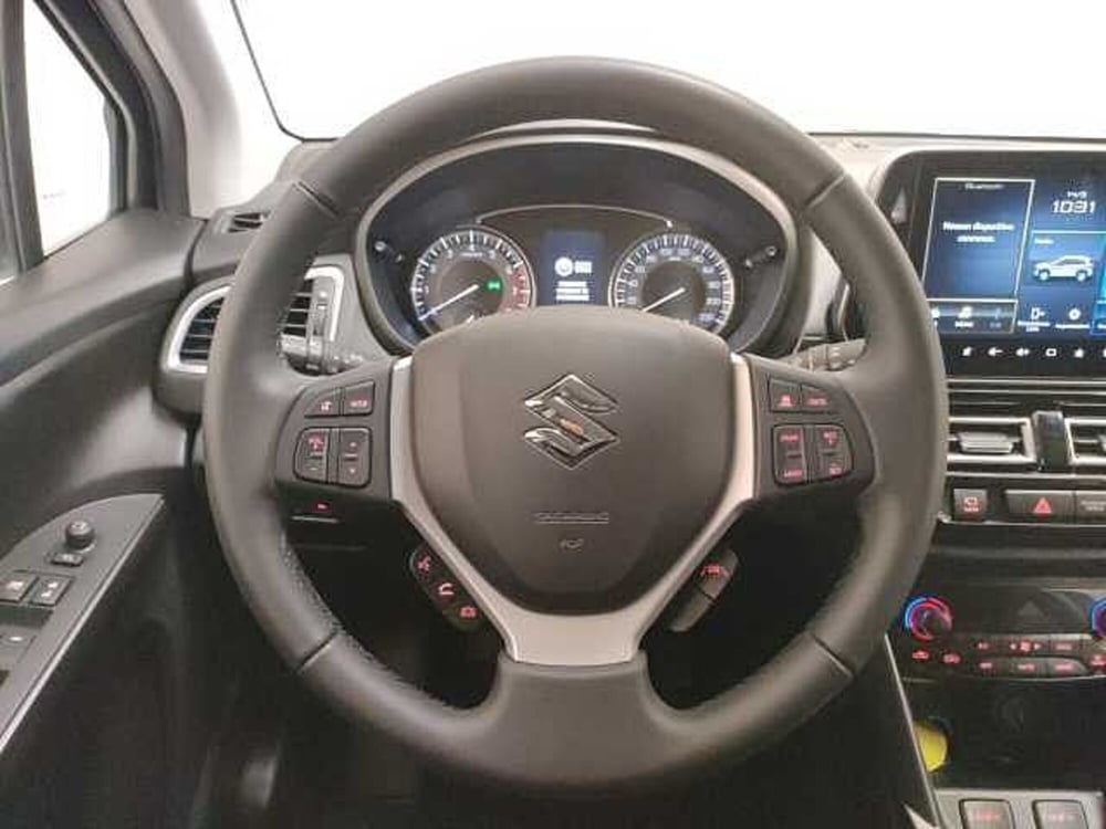 Suzuki S-Cross nuova a Teramo (17)