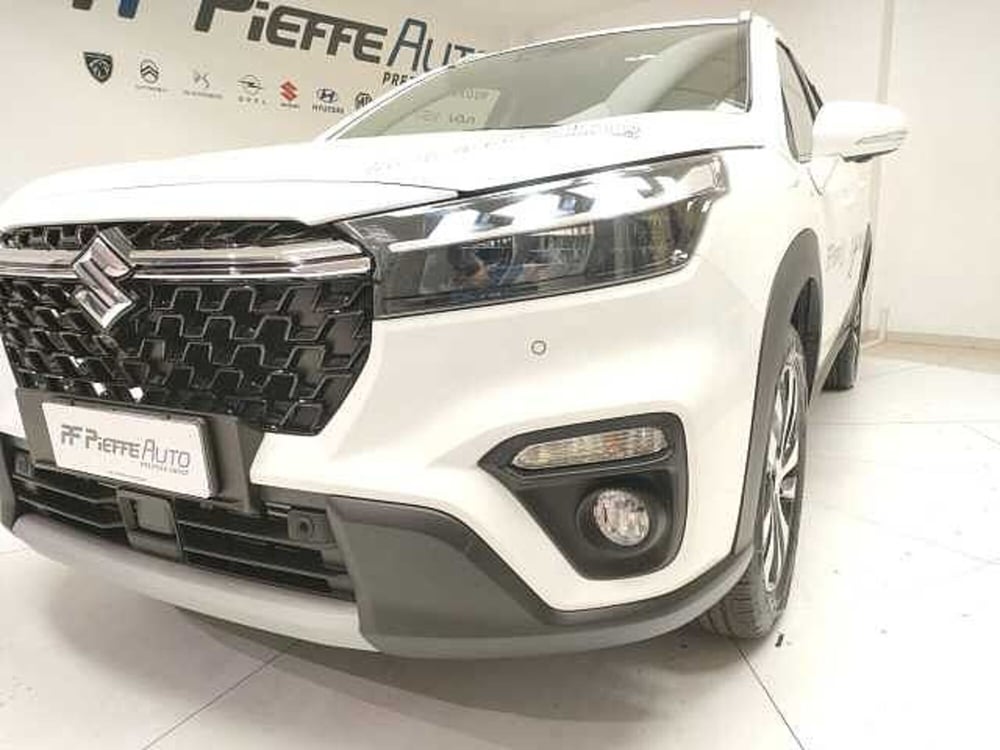 Suzuki S-Cross nuova a Teramo (9)