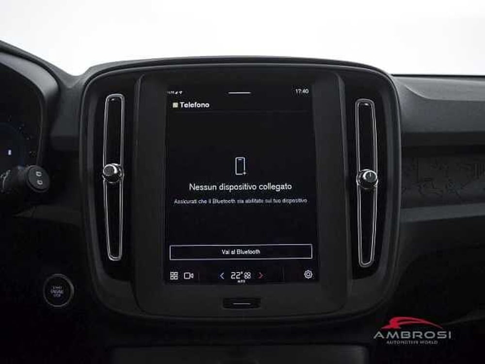 Volvo XC40 usata a Perugia (15)