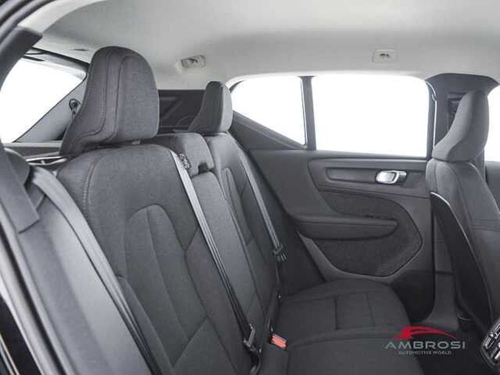 Volvo XC40 usata a Perugia (11)