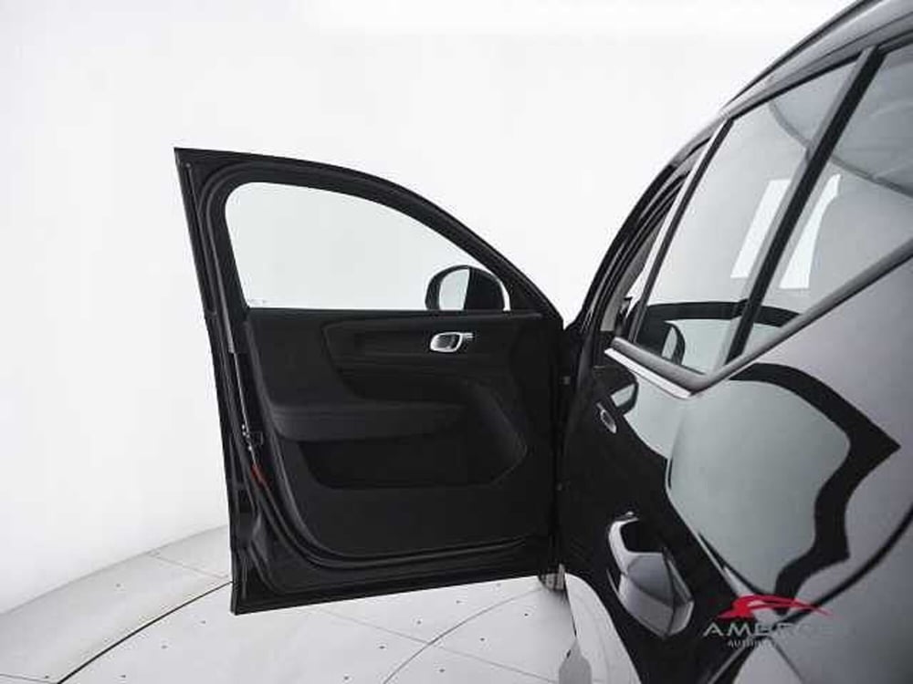 Volvo XC40 usata a Perugia (17)