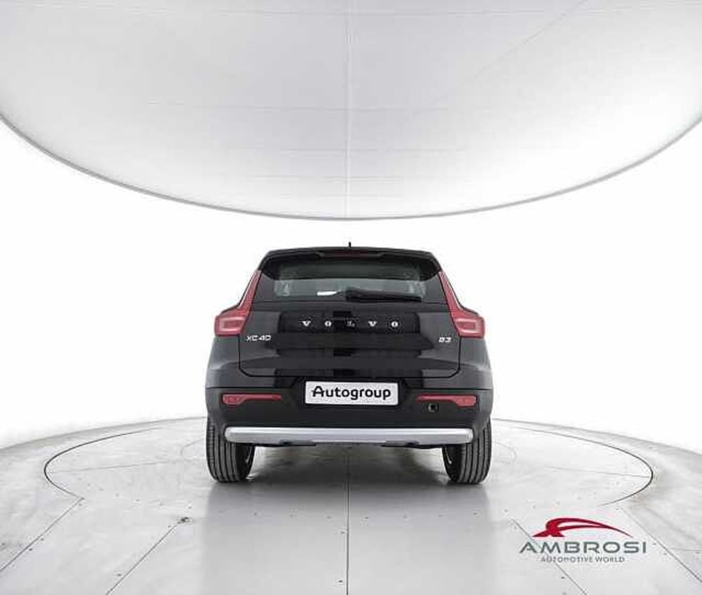 Volvo XC40 usata a Perugia (6)