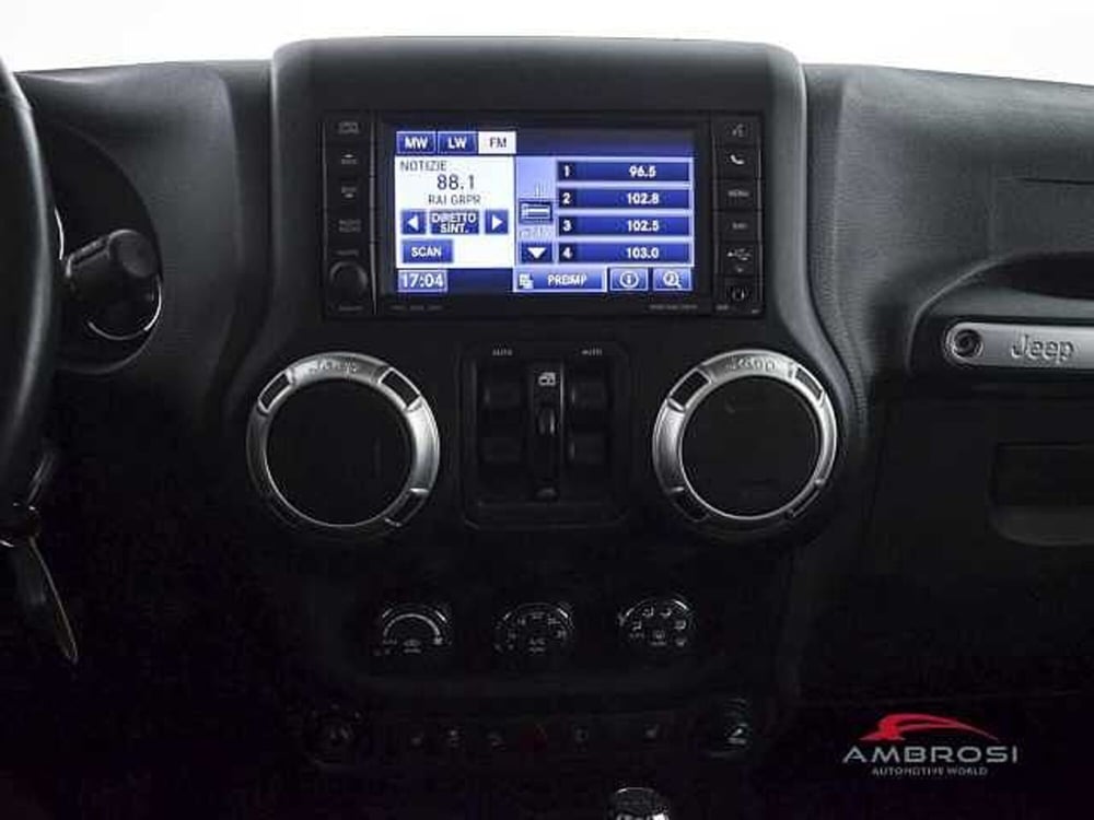 Jeep Wrangler Unlimited usata a Perugia (18)
