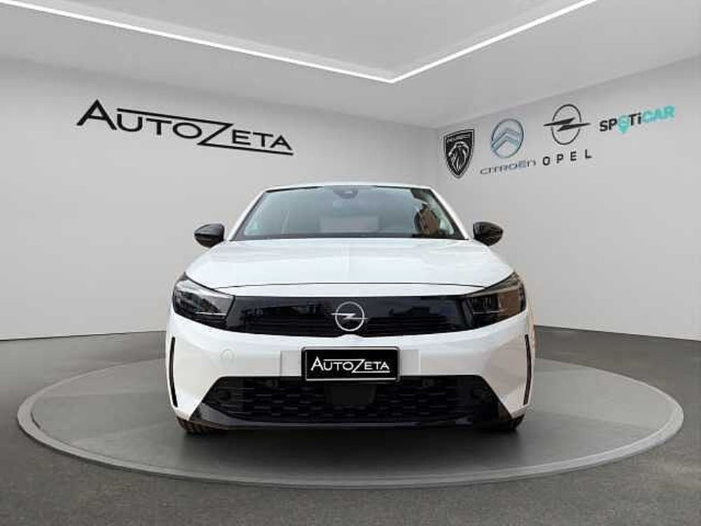 Opel Corsa nuova a Vibo Valentia (2)