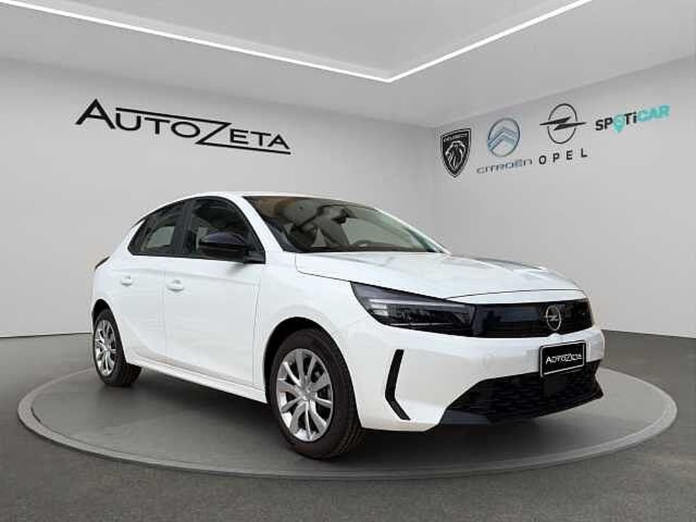 Opel Corsa nuova a Vibo Valentia (3)
