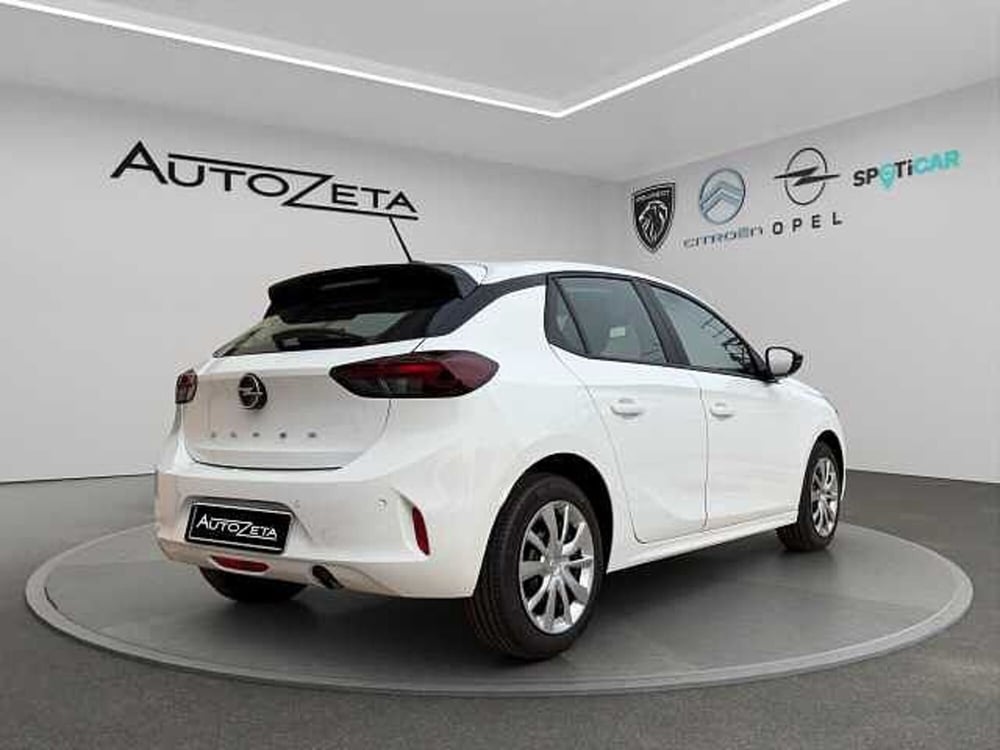 Opel Corsa nuova a Vibo Valentia (5)
