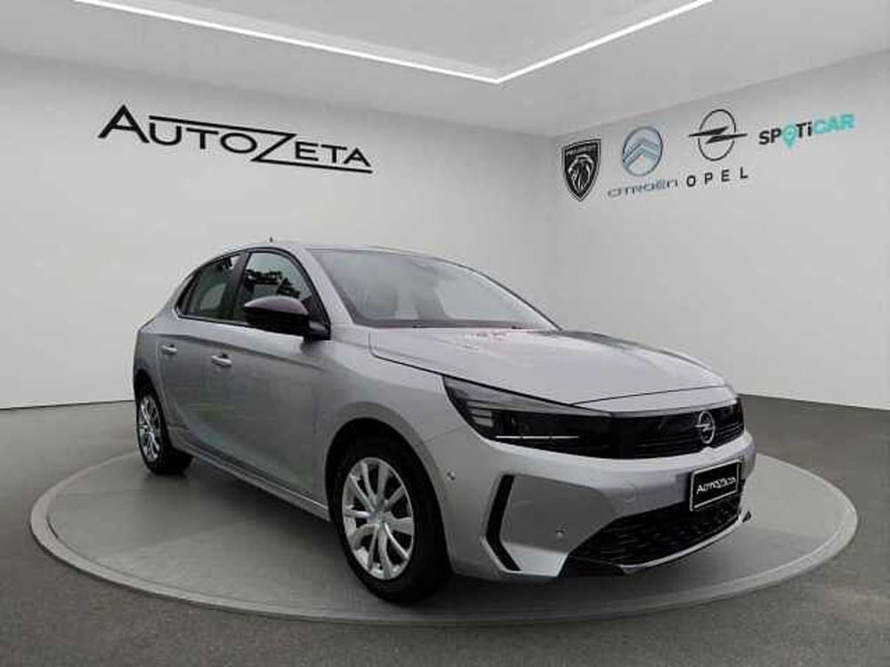 Opel Corsa nuova a Vibo Valentia (3)