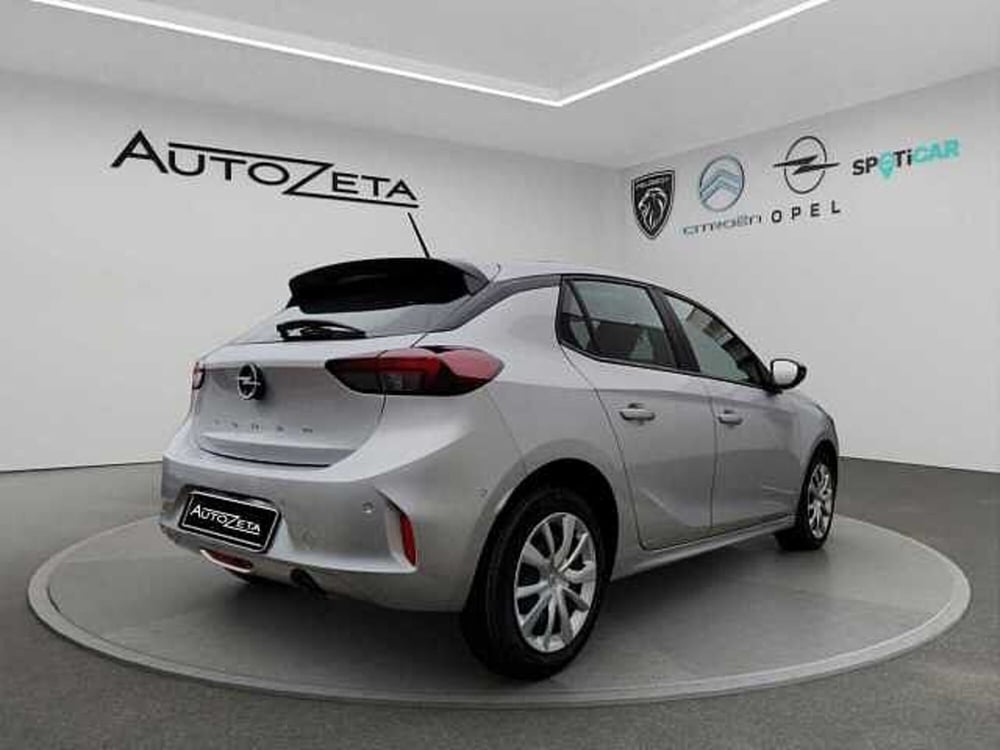 Opel Corsa nuova a Vibo Valentia (5)