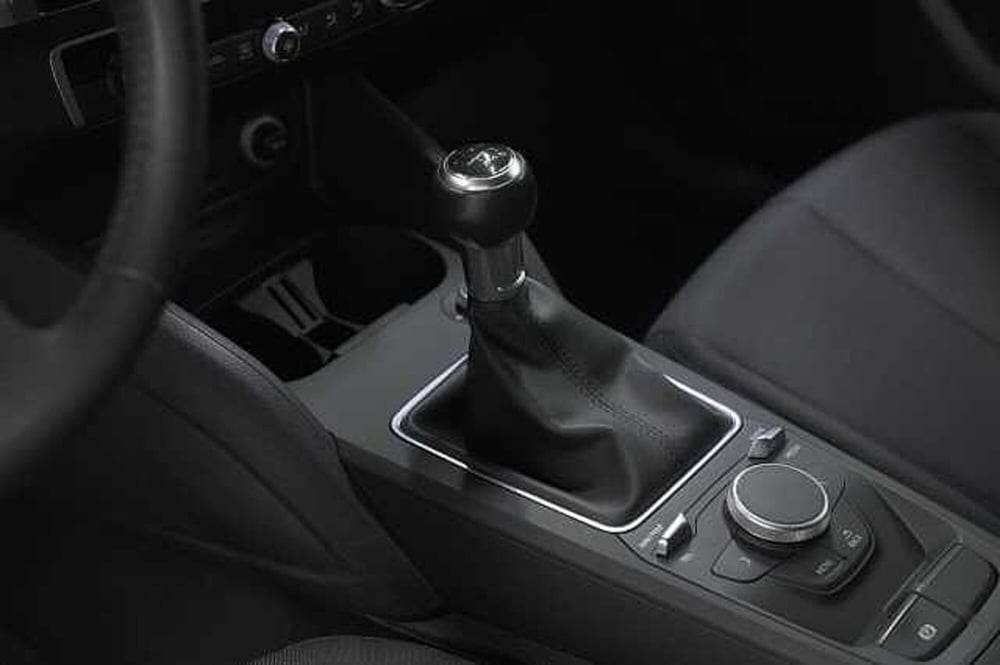 Audi Q2 usata a Como (18)