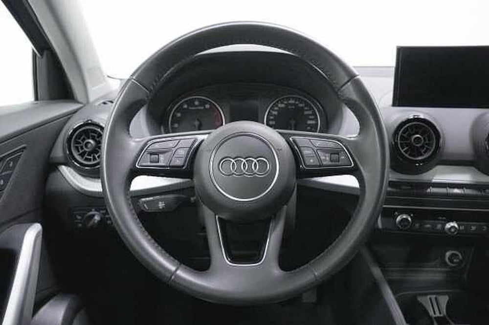 Audi Q2 usata a Como (6)