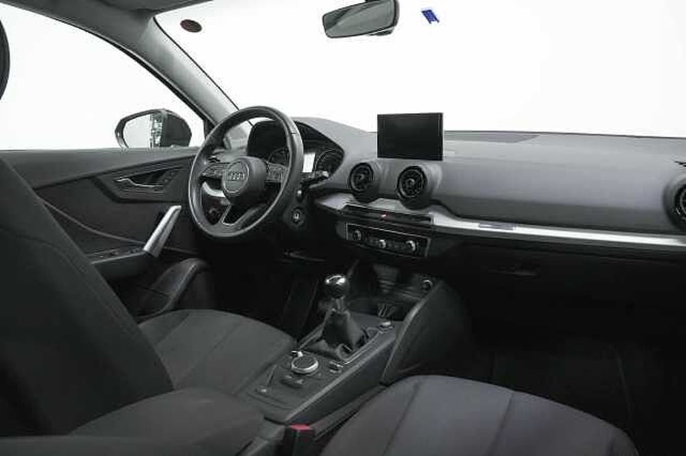 Audi Q2 usata a Como (7)