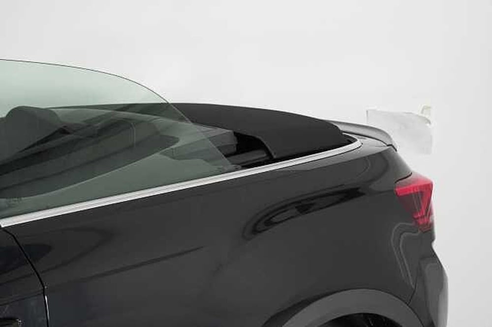Volkswagen T-Roc Cabrio usata a Como (10)