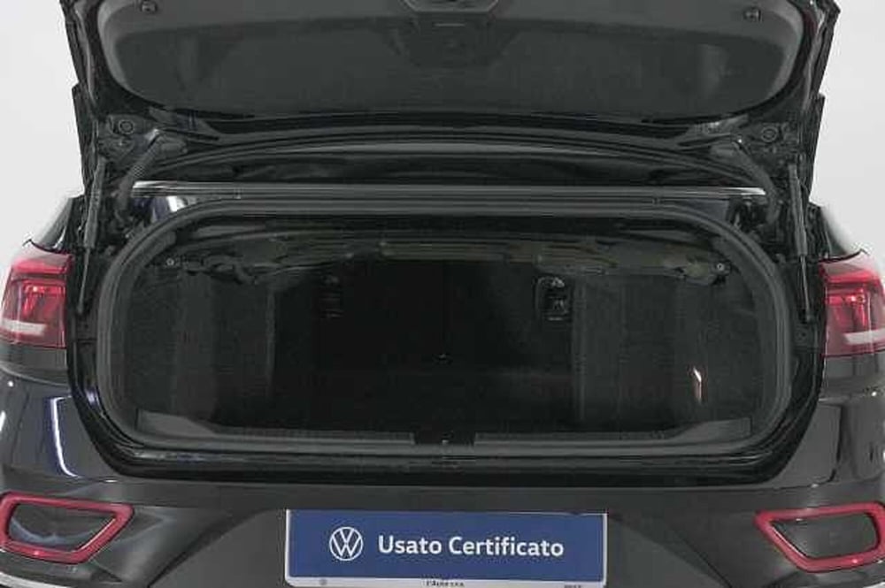 Volkswagen T-Roc Cabrio usata a Como (9)