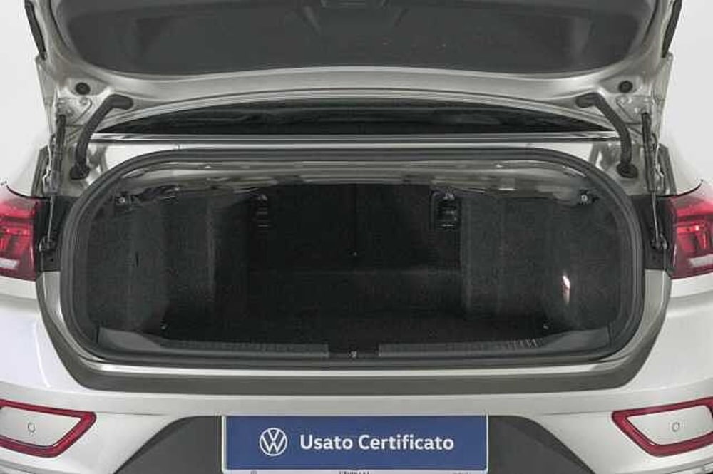 Volkswagen T-Roc Cabrio usata a Como (9)