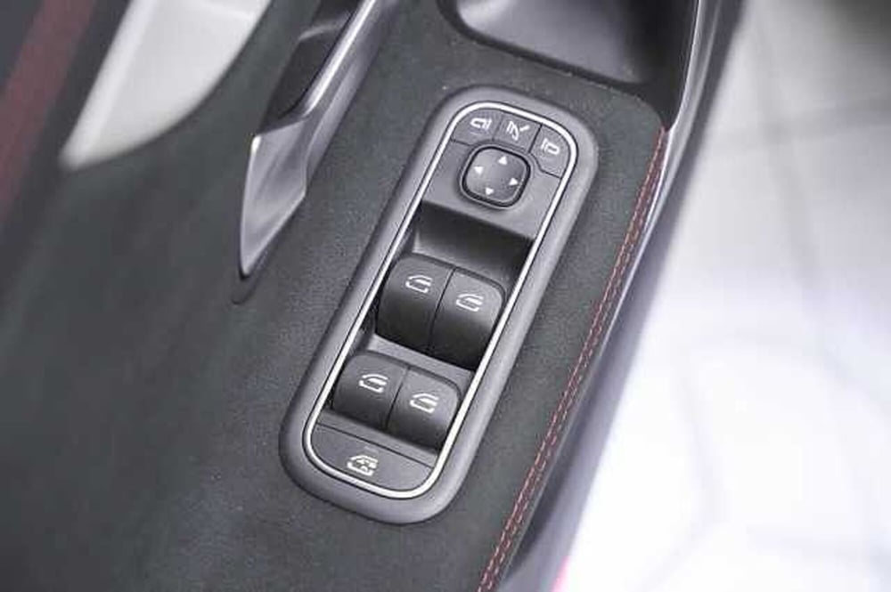 Mercedes-Benz CLA usata a Como (14)