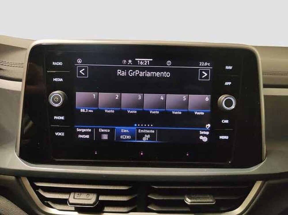 Volkswagen T-Roc nuova a Como (14)