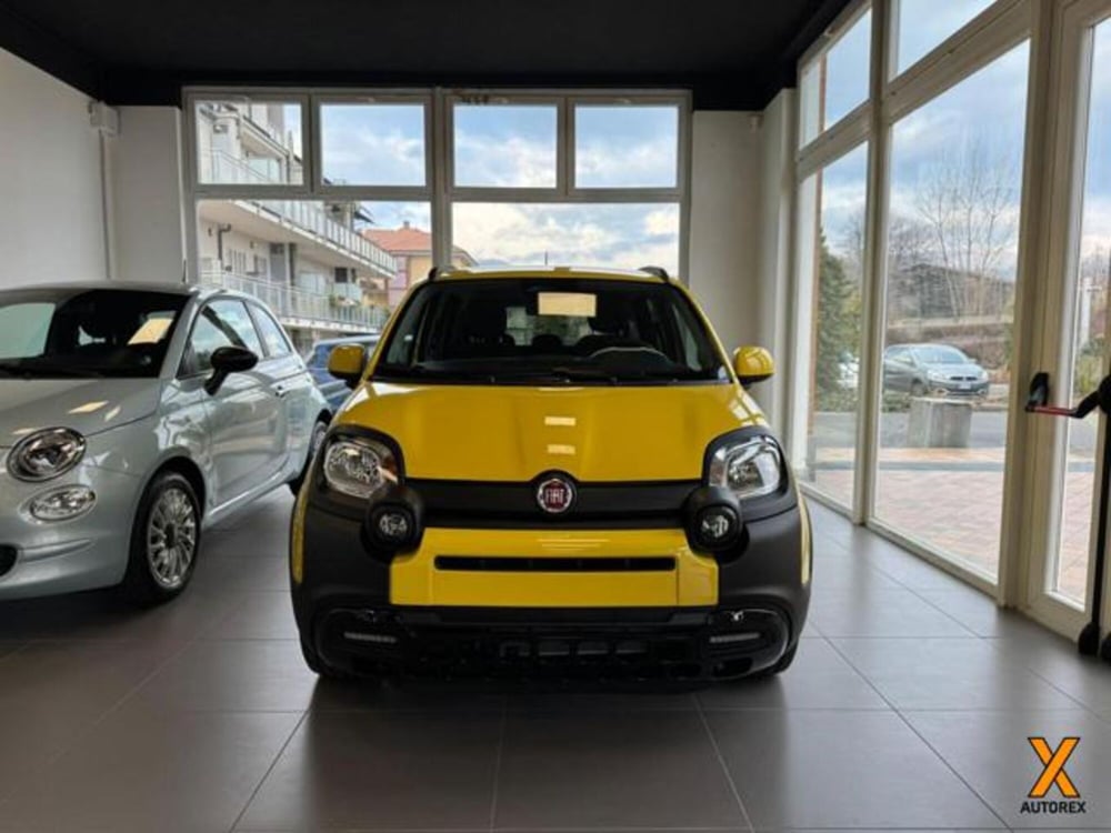 Fiat Panda Cross nuova a Varese (2)