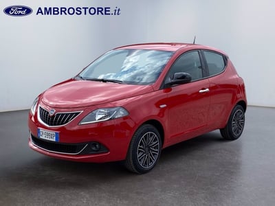 Lancia Ypsilon 1.0 FireFly 5 porte S&amp;S Hybrid Gold Plus del 2023 usata a Milano