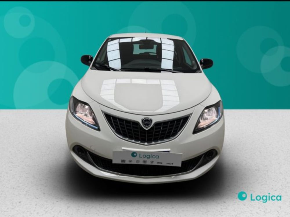 Lancia Ypsilon usata a Biella (2)