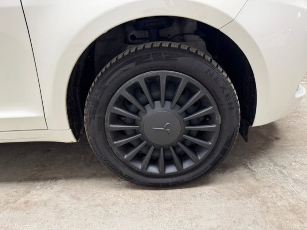 Lancia Ypsilon usata a Biella (4)