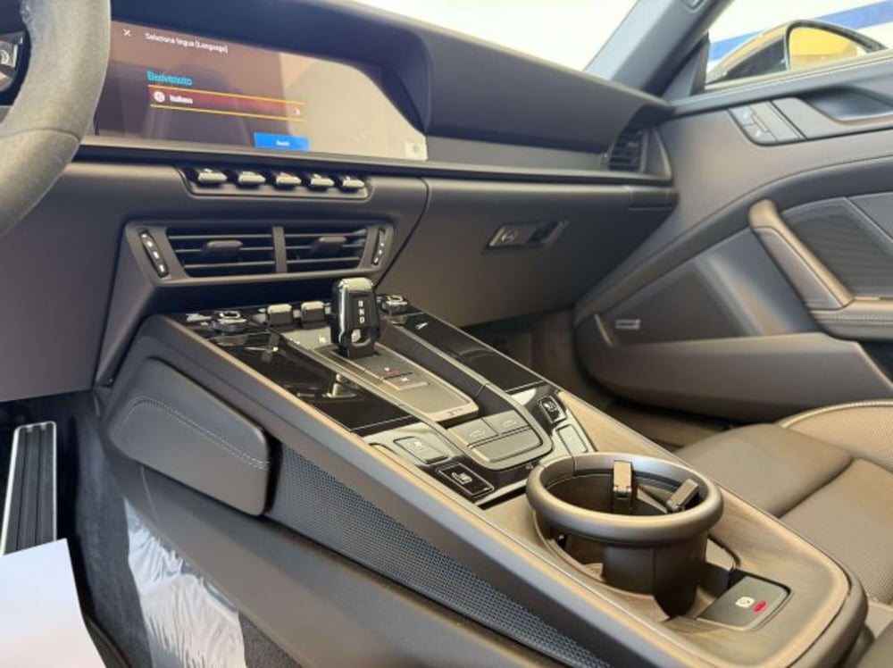 Porsche 911 Cabrio usata a Torino (9)