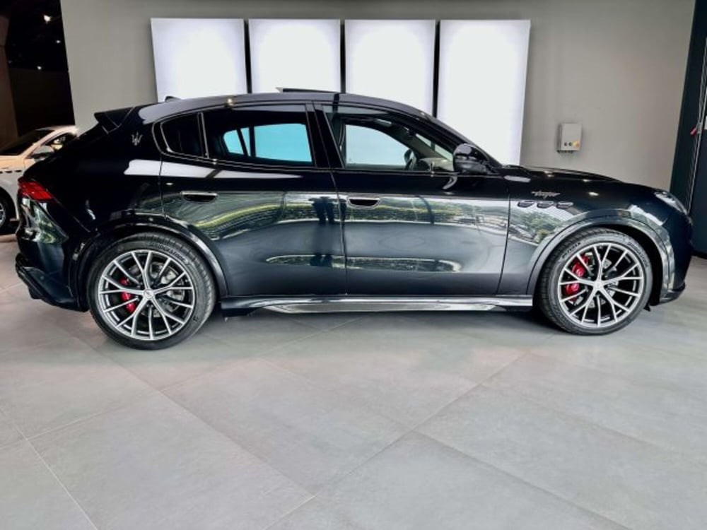 Maserati Grecale usata a Torino (5)