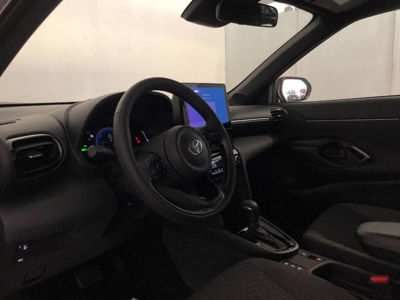 Toyota Yaris Cross nuova a Torino (10)