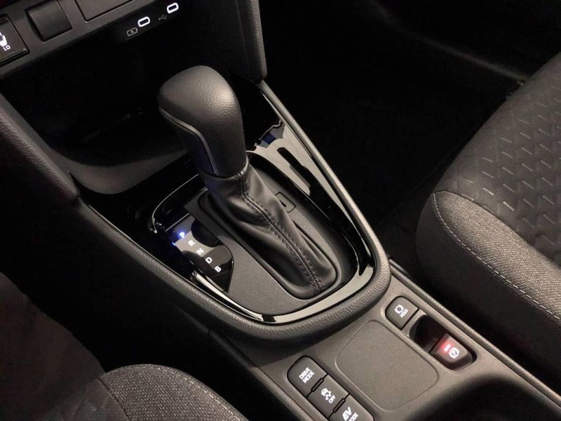 Toyota Yaris Cross nuova a Torino (13)