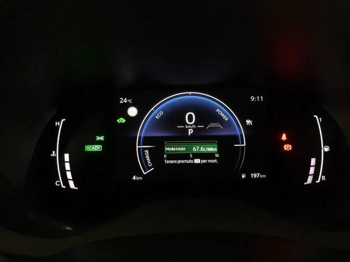 Toyota Yaris Cross nuova a Torino (15)