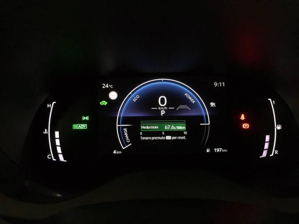 Toyota Yaris Cross nuova a Torino (15)