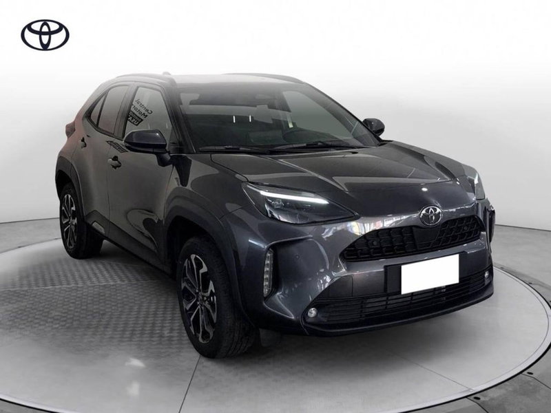 Toyota Yaris Cross nuova a Torino (3)