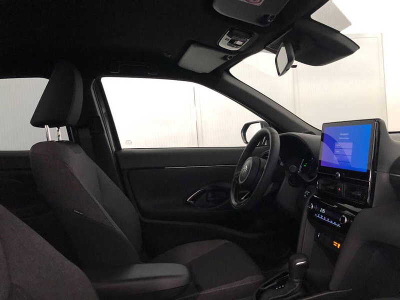 Toyota Yaris Cross nuova a Torino (7)