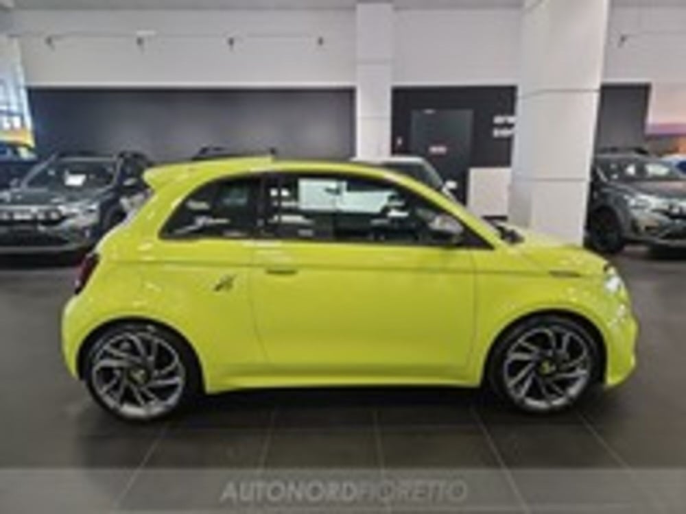 Abarth 500e usata a Udine (4)