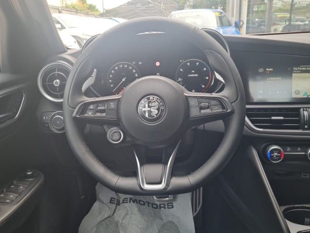 Alfa Romeo Giulia nuova a Monza e Brianza (9)