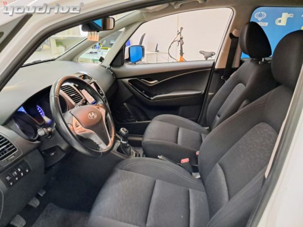 Hyundai ix20 usata a Napoli (8)