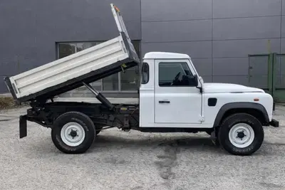 Land Rover Defender 110 2.2 TD4 High Capacity Pick Up E del 2013 usata a Massarosa