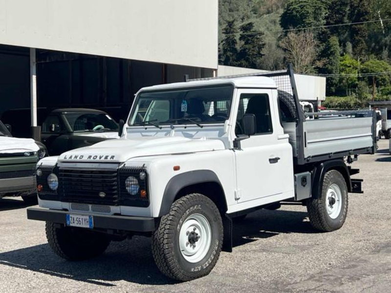 Land Rover Defender usata a Lucca (10)