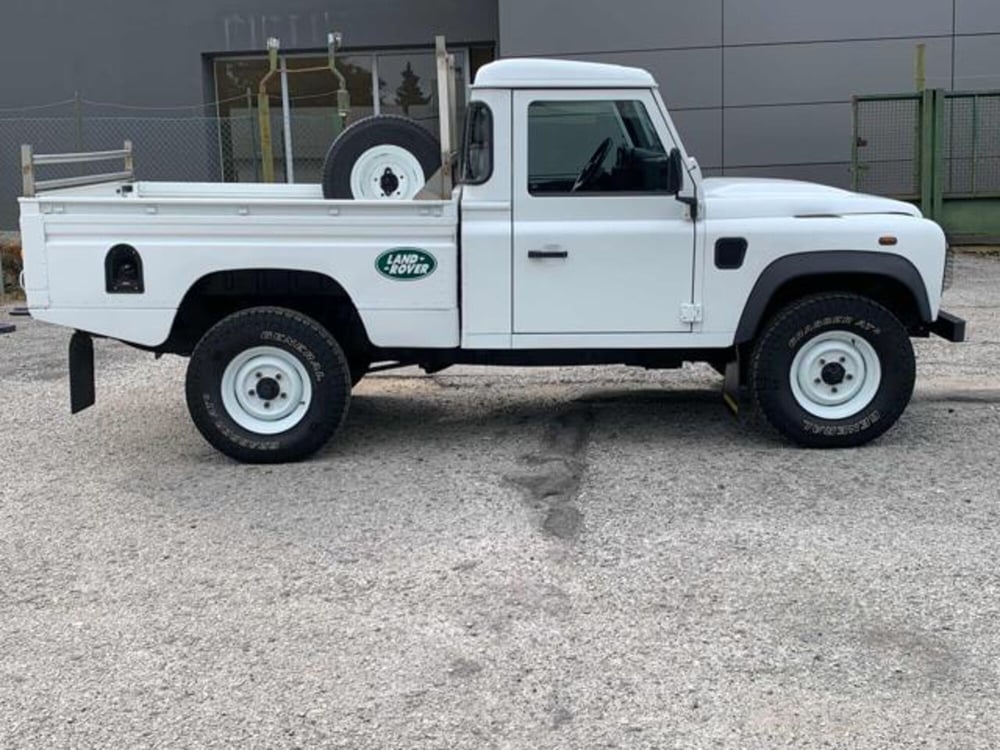 Land Rover Defender usata a Lucca (7)