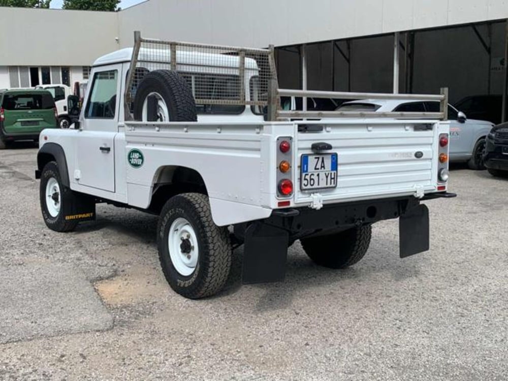 Land Rover Defender usata a Lucca (9)