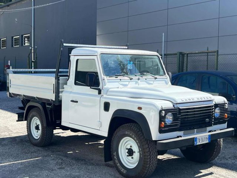 Land Rover Defender usata a Lucca (9)