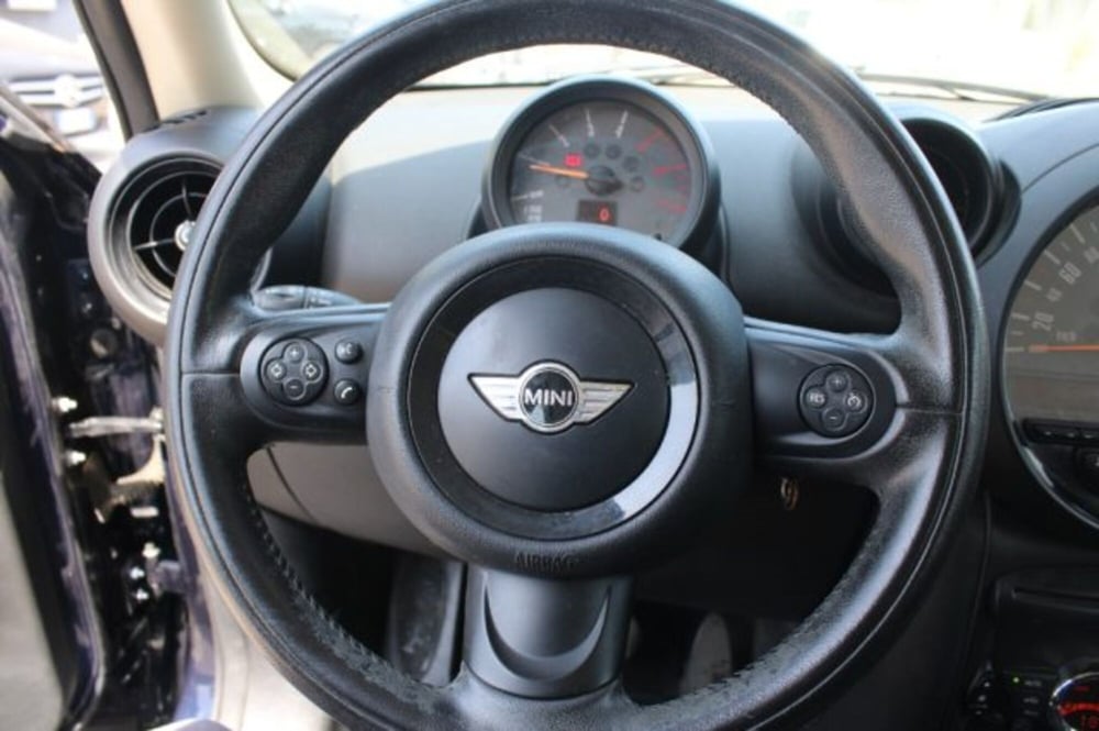 MINI Mini Countryman usata a Lecce (9)