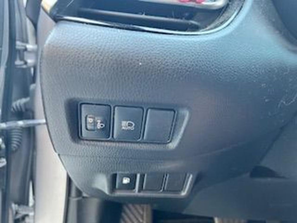 Toyota Toyota C-HR usata a Verbano Cusio Ossola (13)