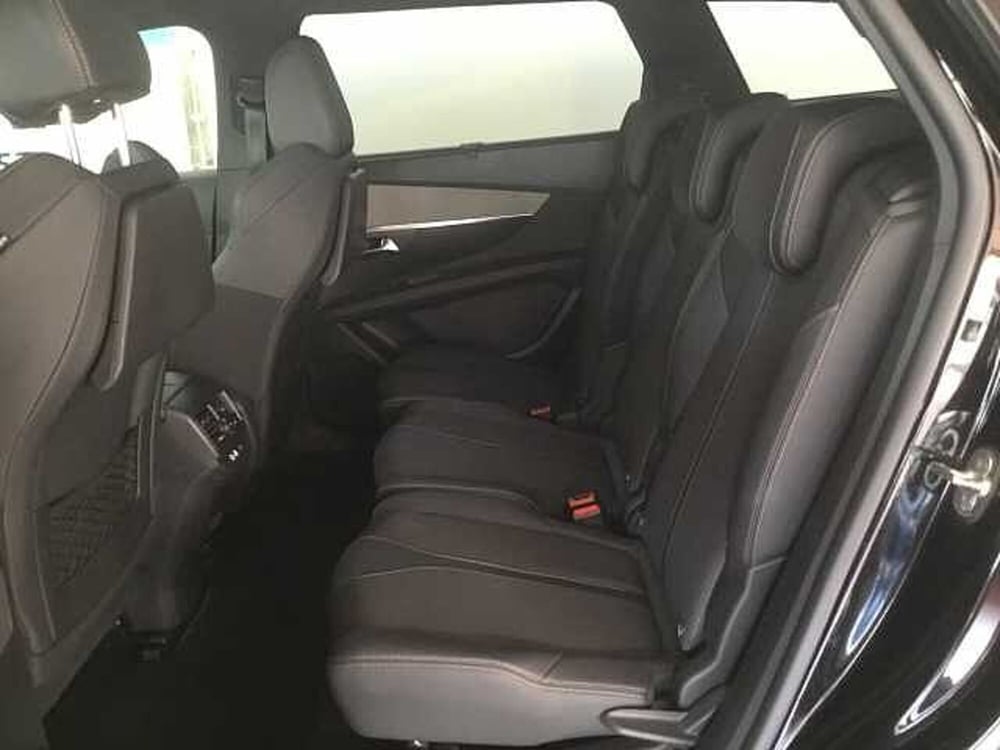 Peugeot 5008 usata a Varese (10)