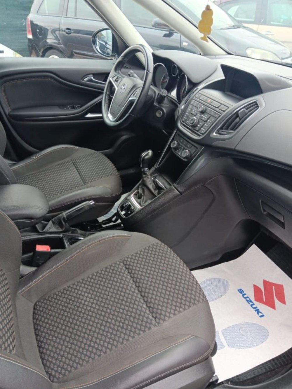 Opel Zafira Tourer usata a Macerata (4)