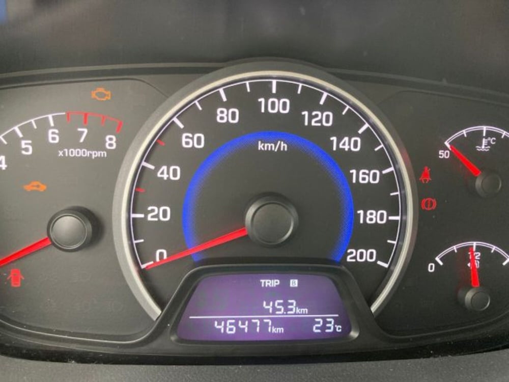 Hyundai i10 usata a Macerata (11)