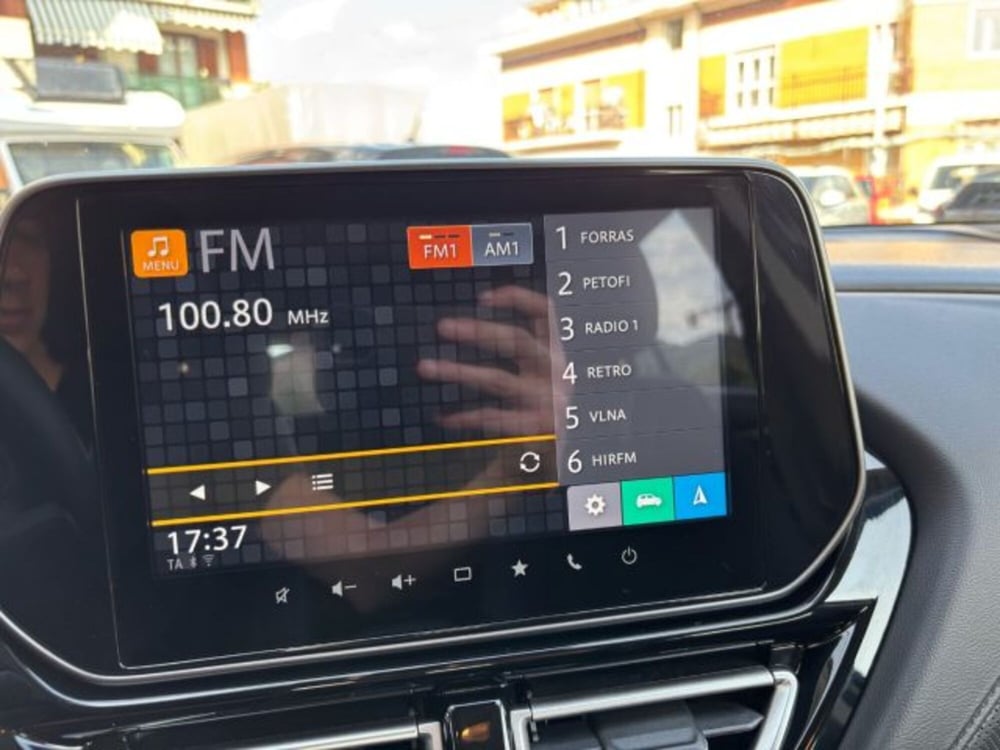 Suzuki S-Cross nuova a Cuneo (15)