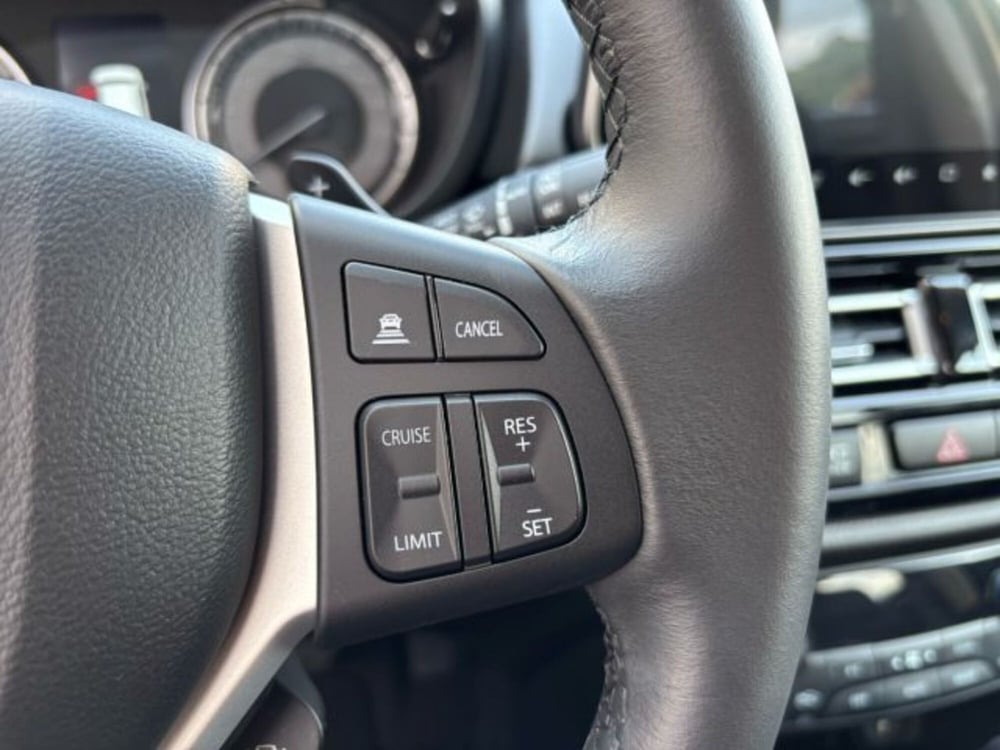 Suzuki S-Cross nuova a Cuneo (18)
